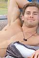 honeycutt-shirtless
