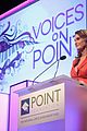 caitlyn-point