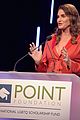 caitlyn-point