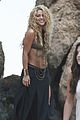 shakira-toned