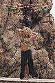 shakira-toned