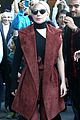 gaga-maroon