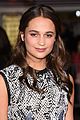 vikander-laprem