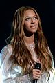 bey-present