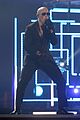 pitbull-grammys2