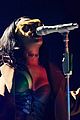 rihanna-pics1