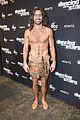 nyle-shirtless