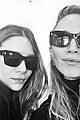 olsen-selfie1