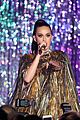 katy-performs