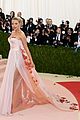 lively-metgala3