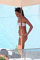 vikander-bikini