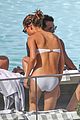 vikander-bikini