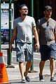 dicaprio-enjoys