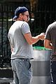 dicaprio-enjoys
