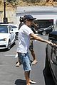 tomlinson-barefoot