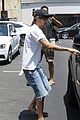 tomlinson-barefoot