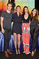 gadot-present