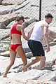 hiddleston-avoids