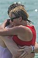 swift-hug2
