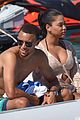 curry-shirtless