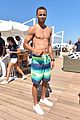 curry-shirtless