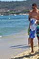 curry-shirtless