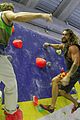 momoa-climbing
