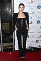 hadid-struggling