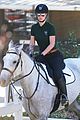 iggy-horseback