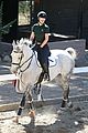 iggy-horseback