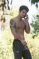 posey-shirtless