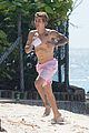 bieber-beachpics