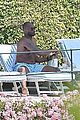kobe-shirtless1