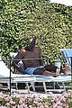 kobe-shirtless1