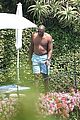 kobe-shirtless1