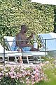 kobe-shirtless1
