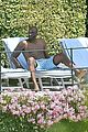 kobe-shirtless1