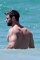hemsworth-beacha