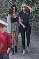kardashian-xmastree
