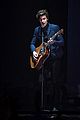 shawn-perform