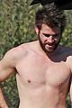 hemsworth-surfingmalibu