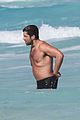 peck-shirtless