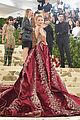 lively-metgala