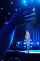 kelsea-perform