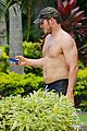 pratt-hawaiishirtless