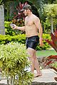 pratt-hawaiishirtless