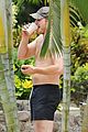 pratt-hawaiishirtless