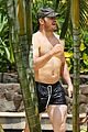 pratt-hawaiishirtless