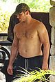 pratt-hawaiishirtless