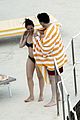 felicity-honeymoon2